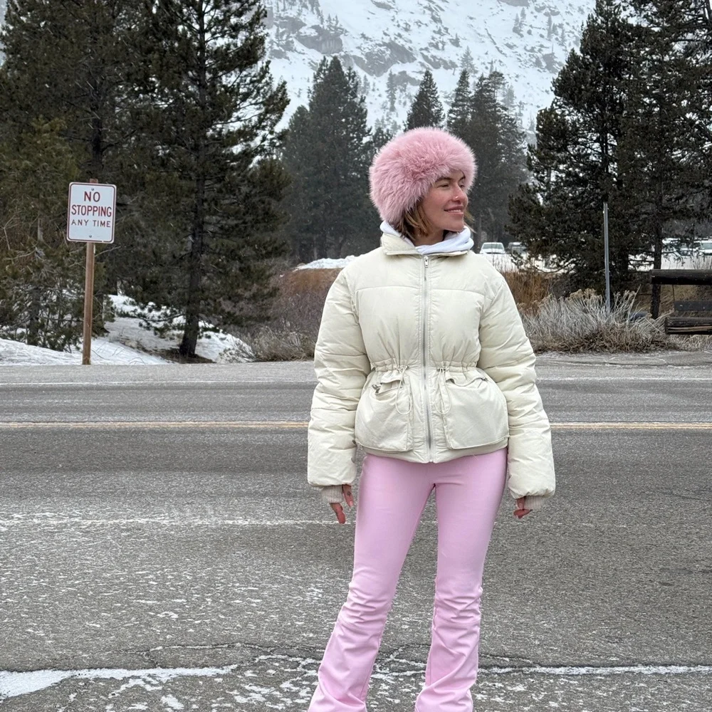 Boohoo Women's Cream Puffer Jacket - Picture 4 of 13
